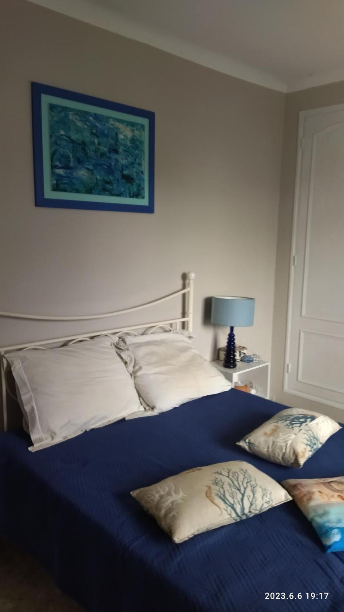La Maison Du Bonheur Velleron Eksteriør billede