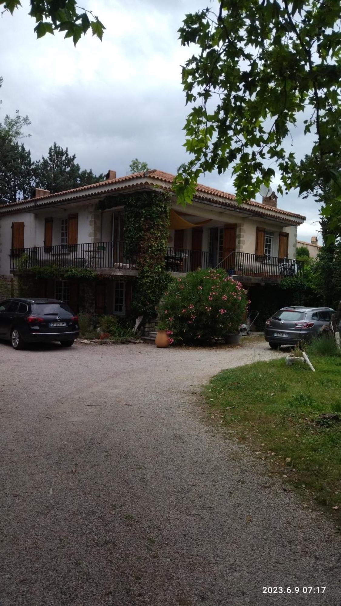La Maison Du Bonheur Velleron Eksteriør billede